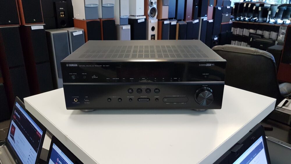 Yamaha RX-V671 7.1