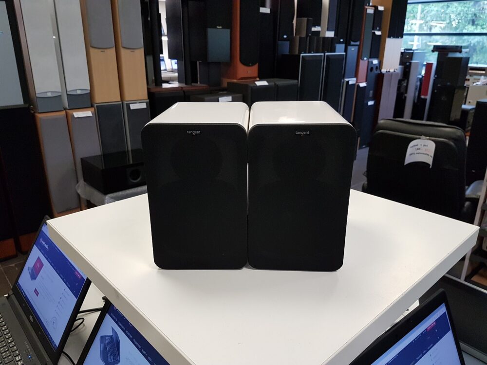 Tangent EVO E5 speakers