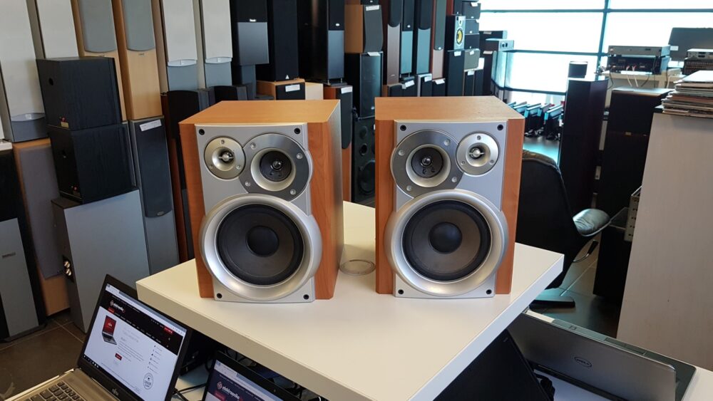 Philips FB MZ7 speakers