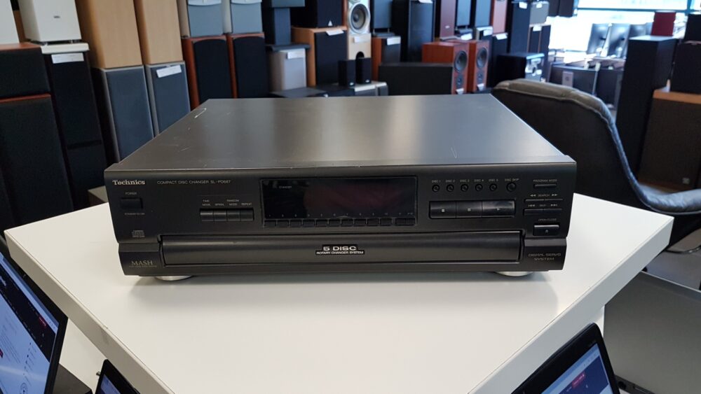 CD-player Technics SL-PD687
