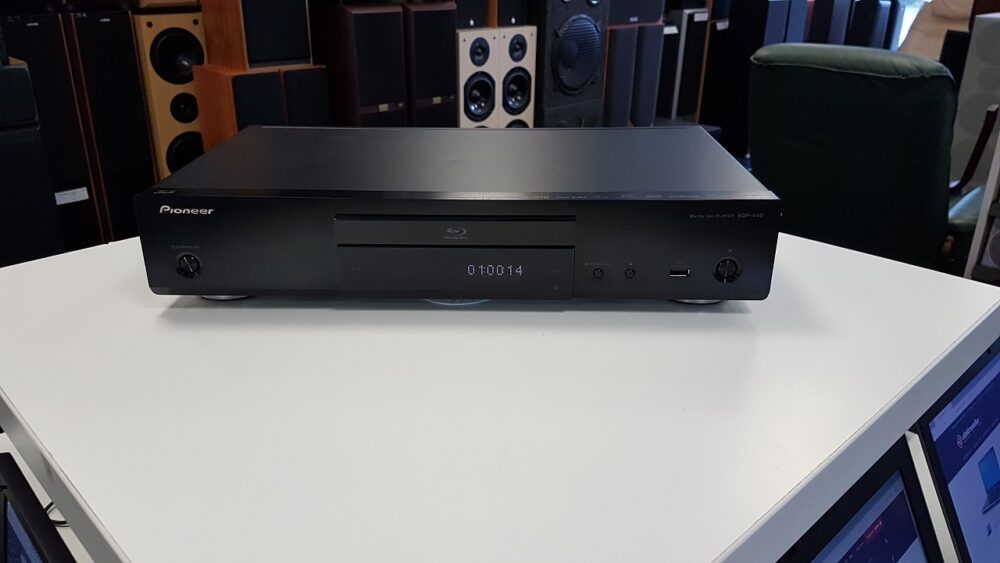 Pioneer BDP-440 Blu-ray player