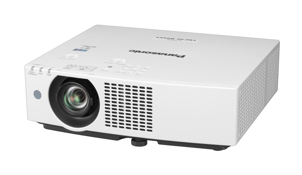 Panasonic PT-VMZ40 WUXGA projector