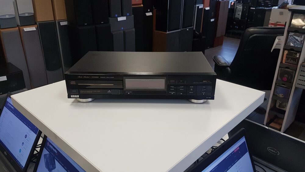 CD-player Fisher AD-925