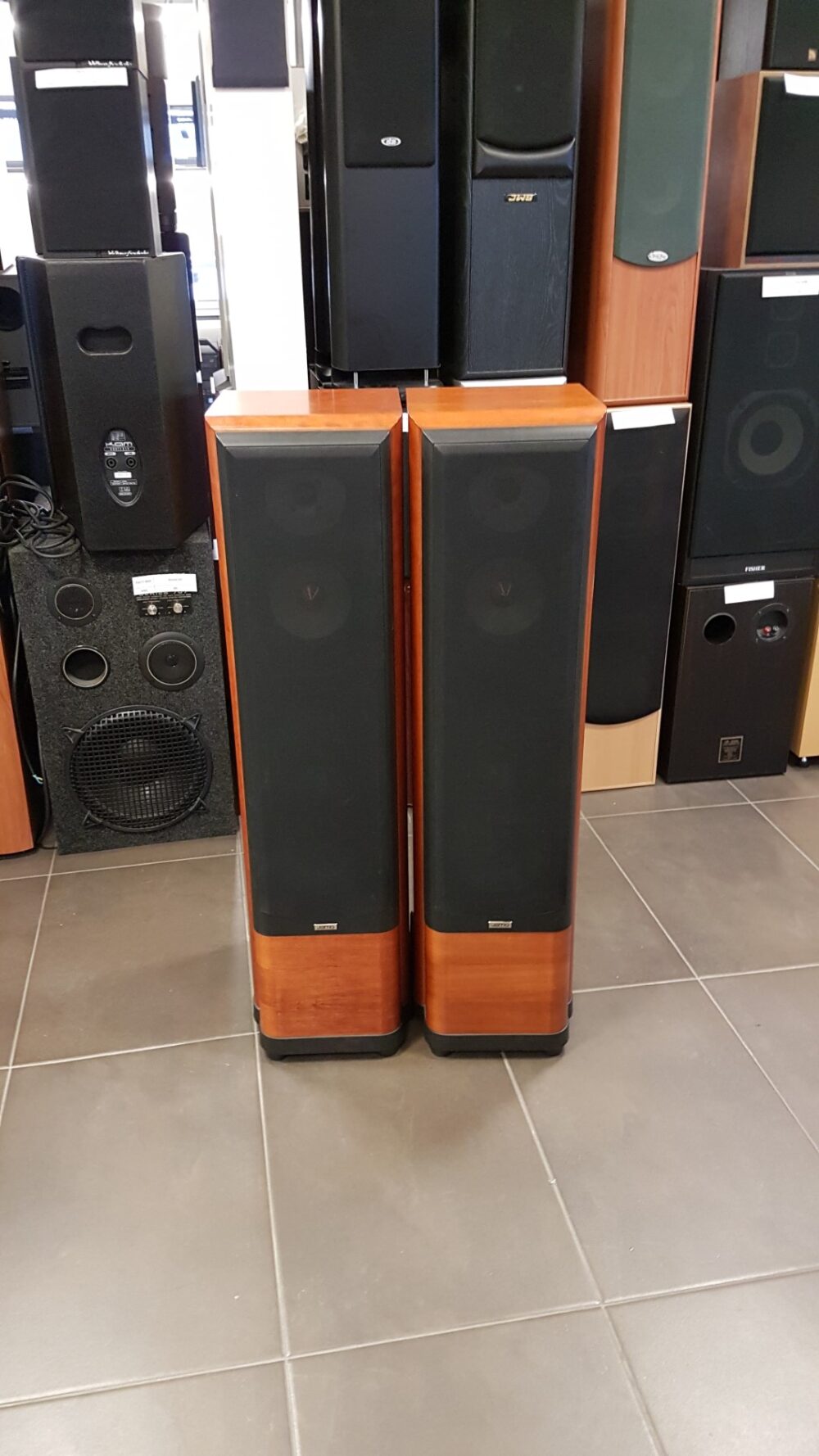 Jamo Concert 11 floor standing speakers