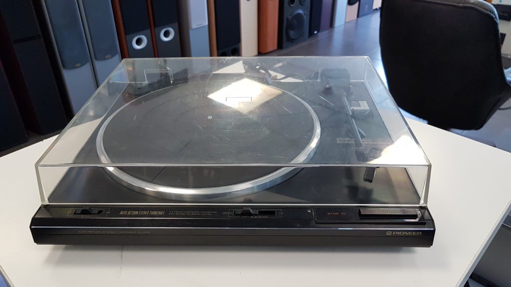 Pioneer PL470 turntable - Elektroonika24