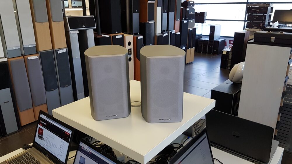 Wharfedale Diamond 9.1 speakers