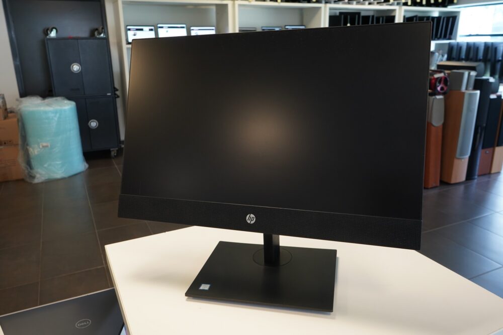 HP ProOne 440 G5 AIO, a computer with a defect