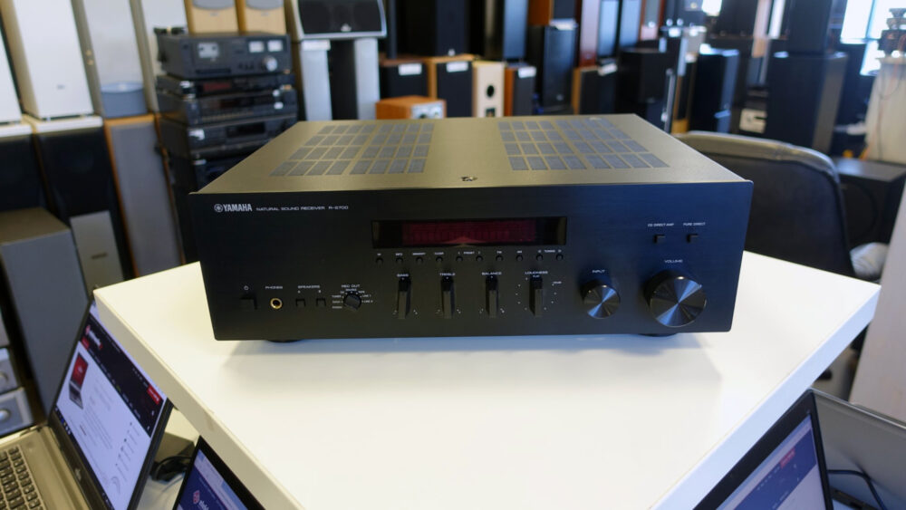 Yamaha R-S700 Stereo receiver
