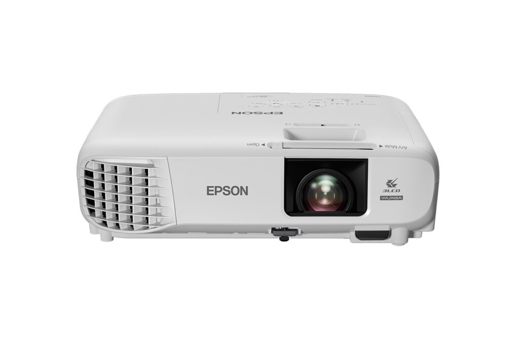 Epson EB-U05 projector
