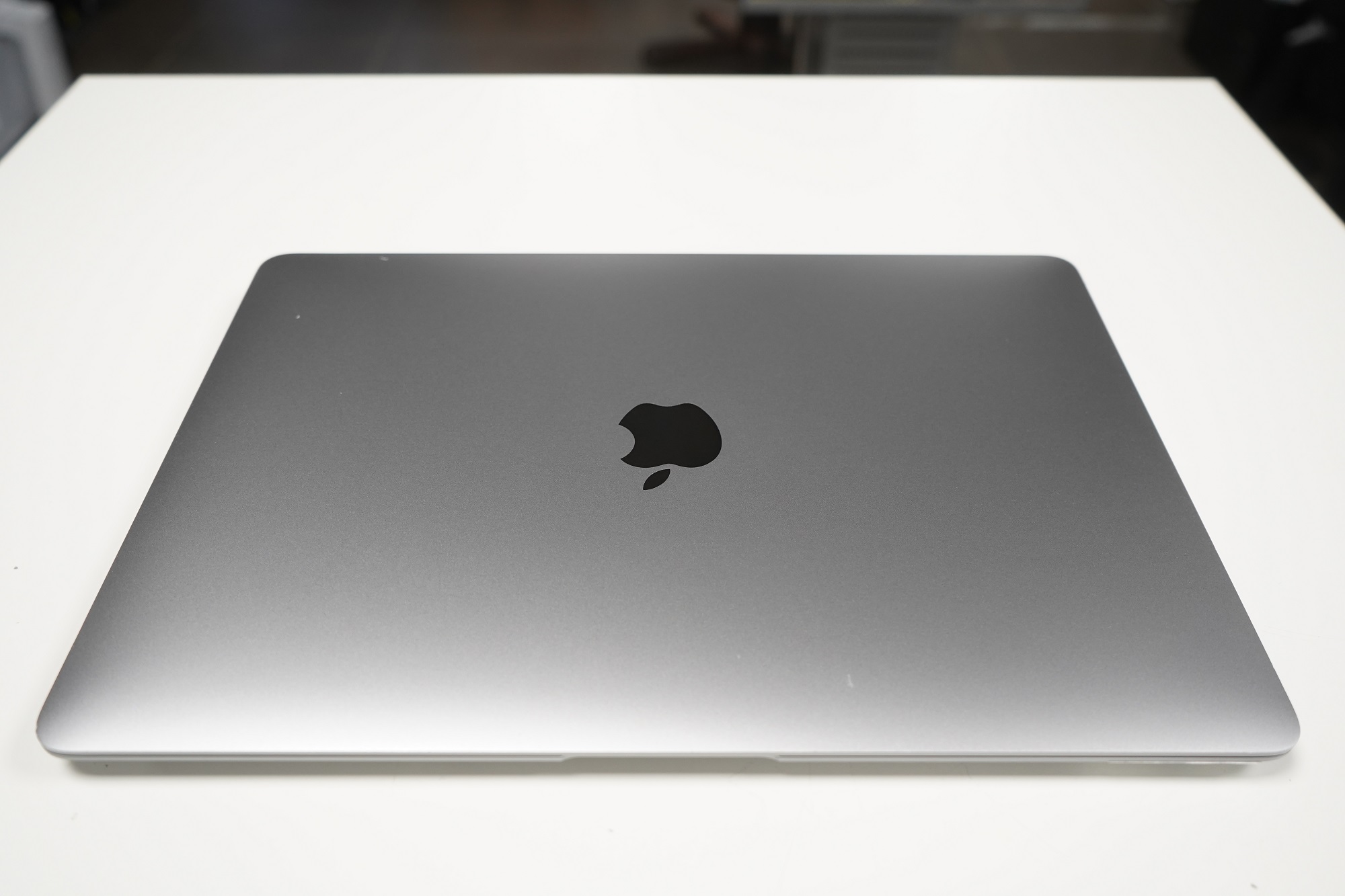 Apple MacBook Air 13-inch, M1, A2337, 2020 - Image 3