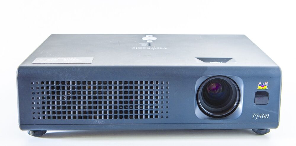 ViewSonic PJ400 projector