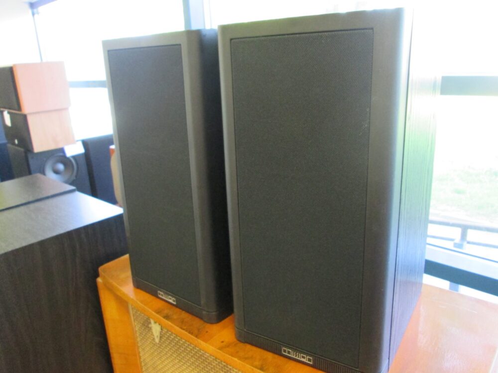 Mission 761i bookshelf speakers